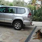 فيلة L'adret Et Sa Piscine جوان ليه باه