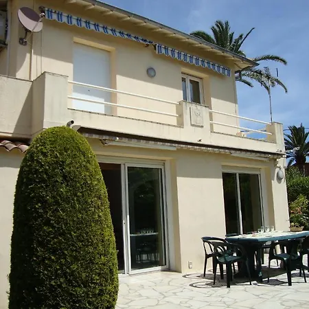 L'adret Et Sa Piscine Willa Juan-les-Pins