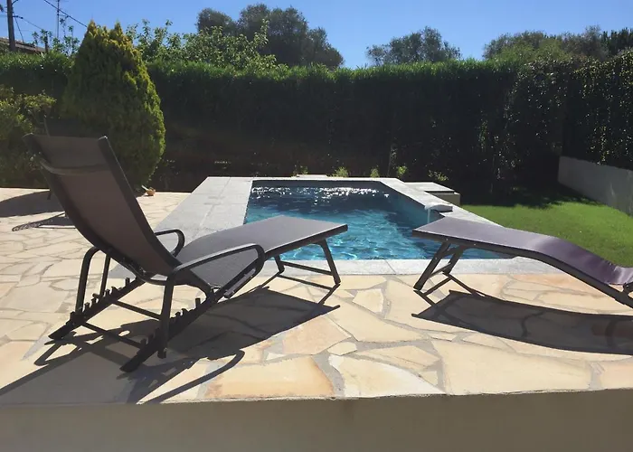 L'adret Et Sa Piscine Жюан-ле-Пен